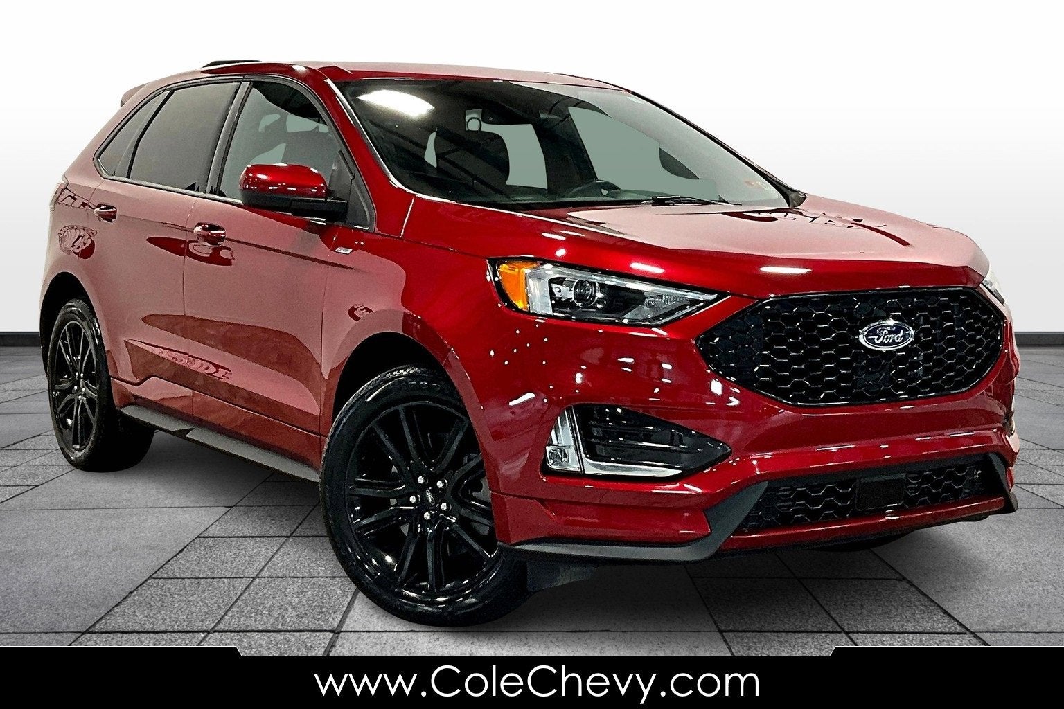 2024 Ford Edge SEL in Silver — front three-quarter view
